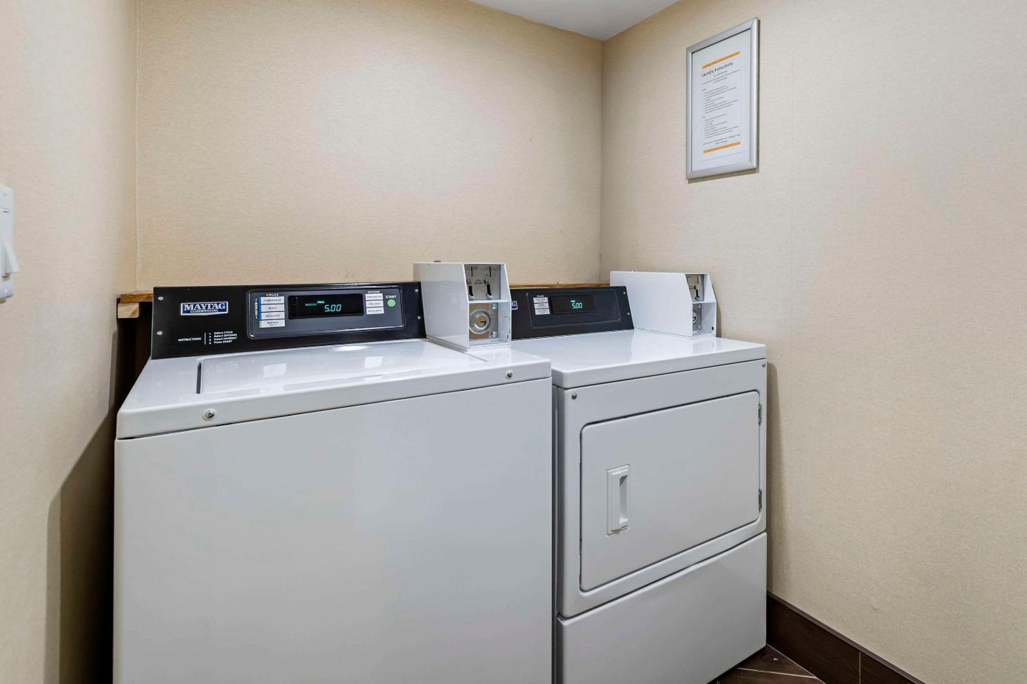 Comfort Inn Windsor Luaran gambar